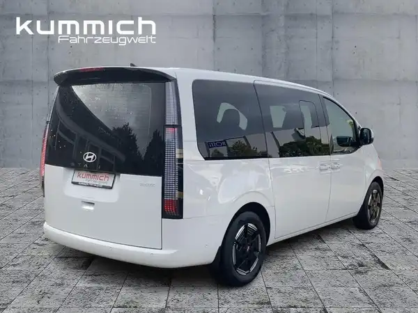 HYUNDAI STARIA (4/15)