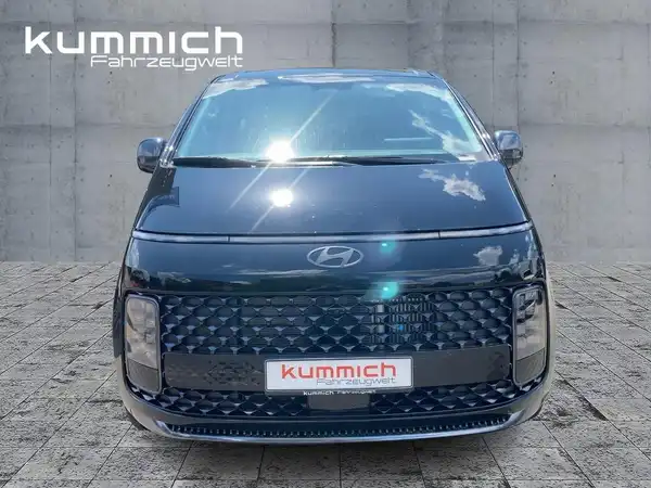 HYUNDAI STARIA 7-SITZER SIGNATURE (2/15)