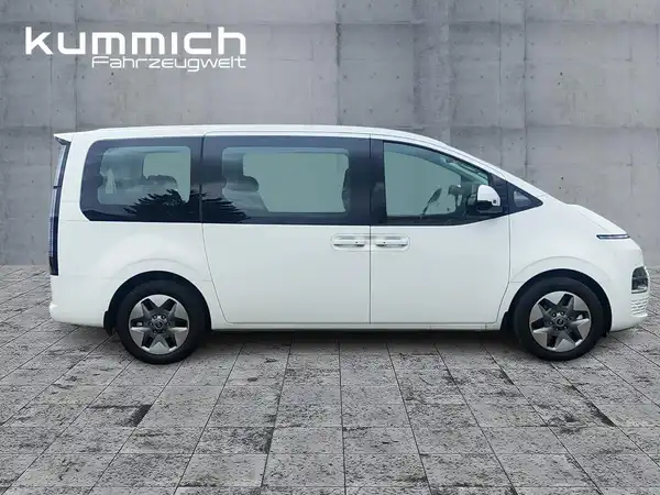 HYUNDAI STARIA (6/14)
