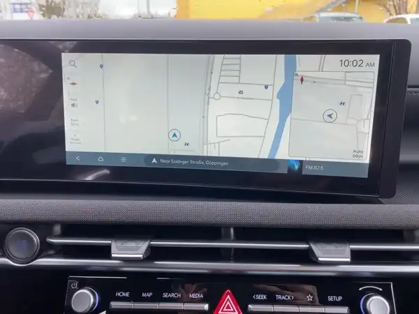 HYUNDAI TUCSON TREND (10/15)