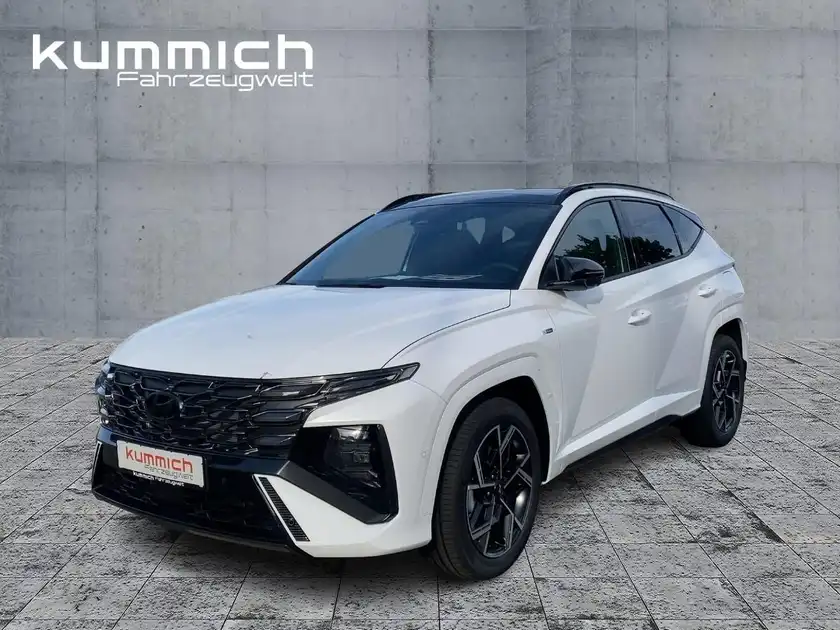 HYUNDAI TUCSON (1/16)
