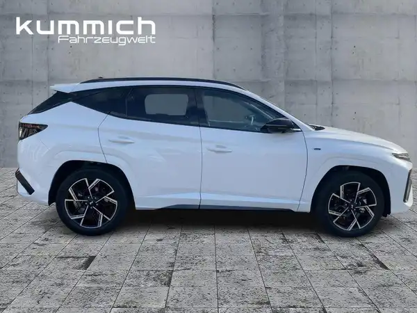 HYUNDAI TUCSON (3/15)