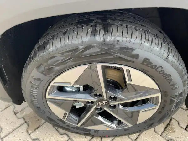 HYUNDAI TUCSON TREND (7/15)