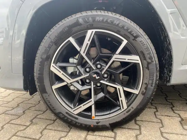 HYUNDAI TUCSON N LINE (7/15)