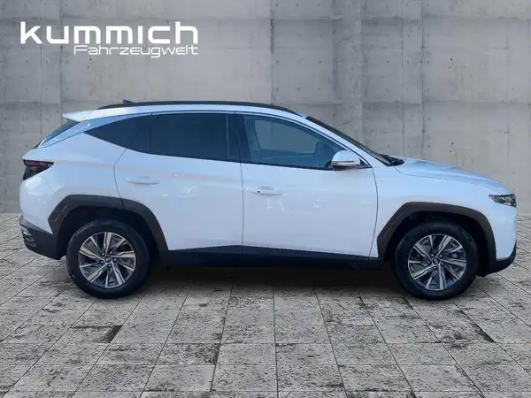 HYUNDAI TUCSON TREND (3/15)