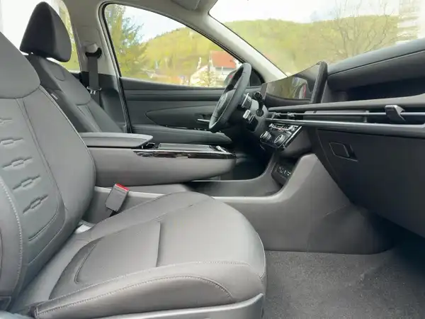 HYUNDAI TUCSON SELECT (11/14)