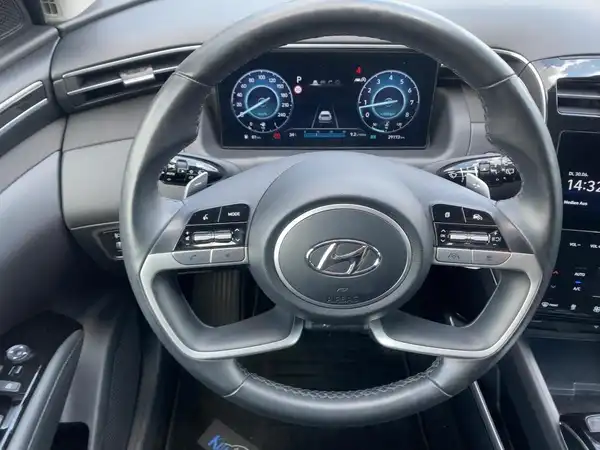 HYUNDAI TUCSON TREND (9/15)