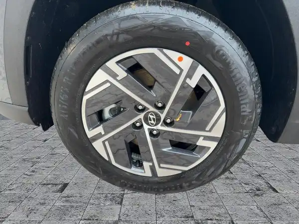 HYUNDAI TUCSON SELECT (7/11)