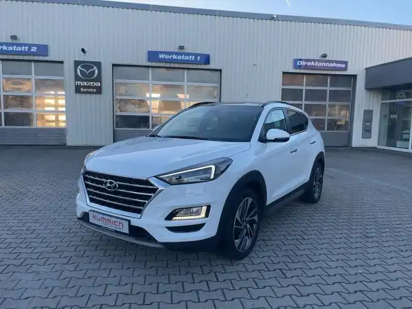 HYUNDAI TUCSON (1/15)