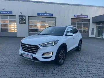 HYUNDAI TUCSON (1/15)