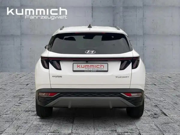 HYUNDAI TUCSON (5/15)