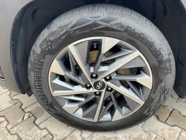 HYUNDAI TUCSON TREND (7/15)