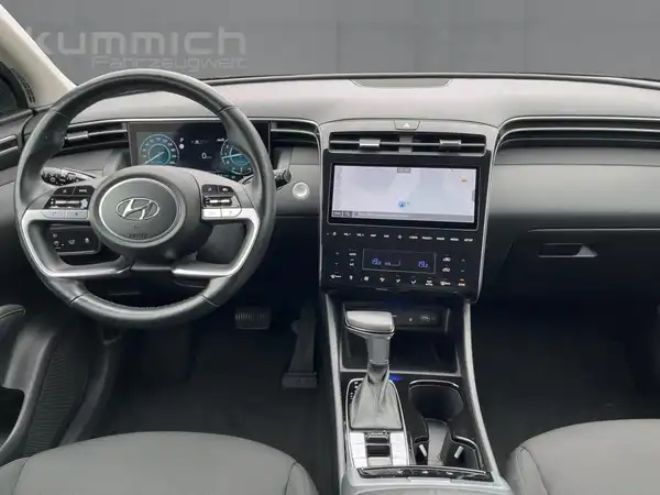 HYUNDAI TUCSON TREND (8/15)