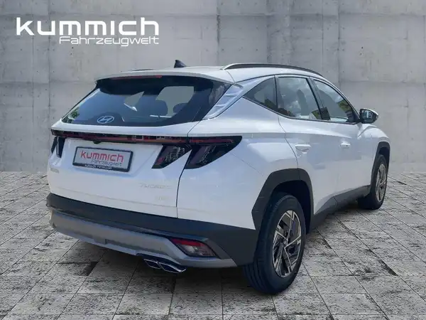 HYUNDAI TUCSON SELECT (4/15)