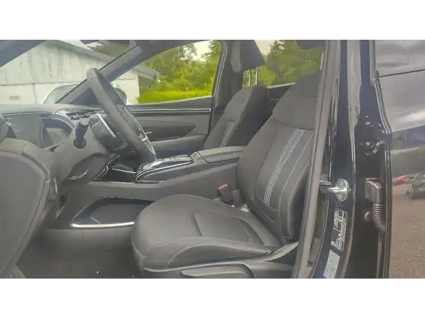 HYUNDAI TUCSON (8/15)