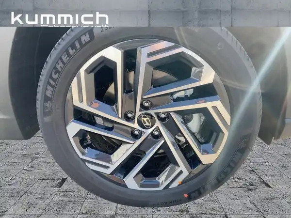 HYUNDAI TUCSON (7/15)