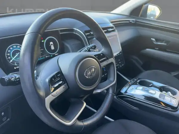 HYUNDAI TUCSON TREND (9/14)