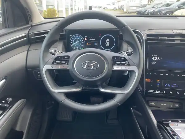 HYUNDAI TUCSON TREND (9/15)