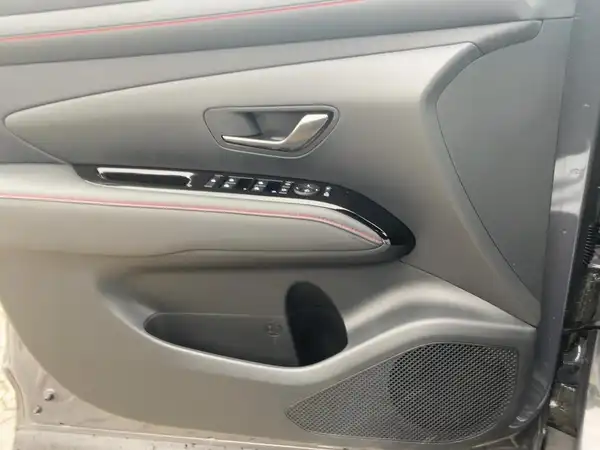 HYUNDAI TUCSON N LINE (14/15)