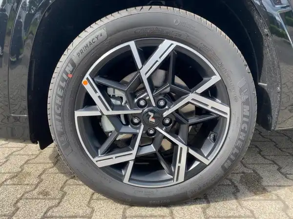 HYUNDAI TUCSON (7/15)