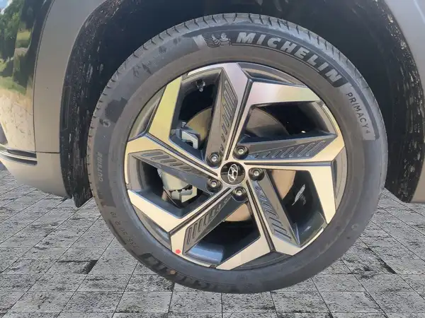 HYUNDAI TUCSON TREND (7/14)