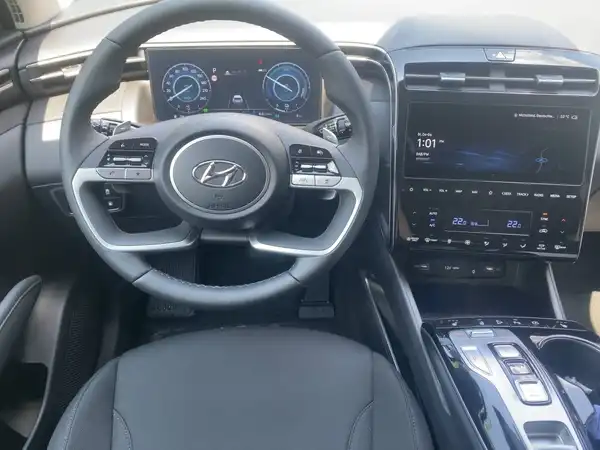 HYUNDAI TUCSON TREND (8/14)
