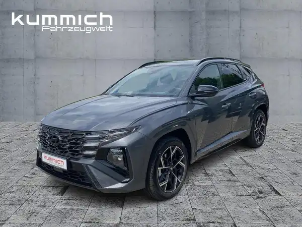 HYUNDAI TUCSON (1/15)