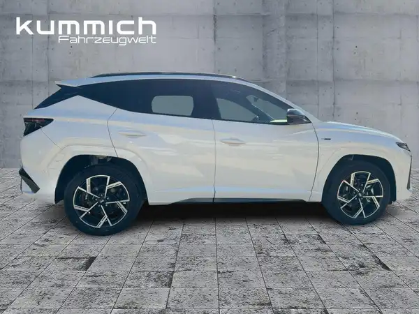 HYUNDAI TUCSON (3/14)