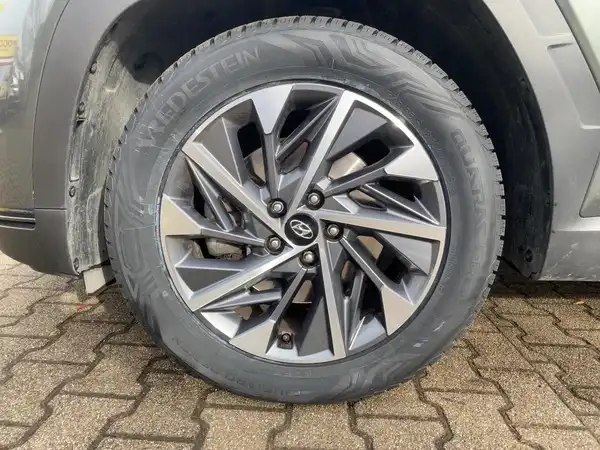 HYUNDAI TUCSON TREND (7/15)