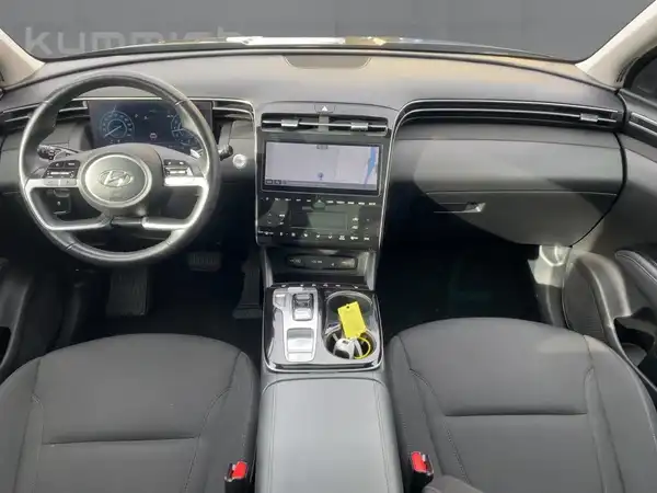 HYUNDAI TUCSON TREND (8/15)