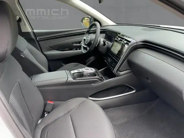 HYUNDAI TUCSON TREND (11/14)