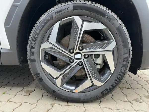 HYUNDAI TUCSON TREND (7/14)