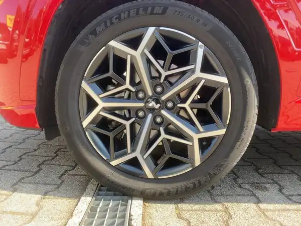 HYUNDAI TUCSON (7/15)