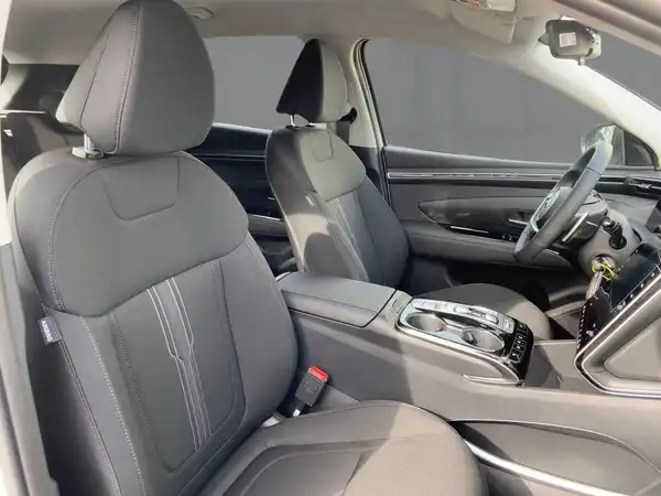 HYUNDAI TUCSON (13/15)