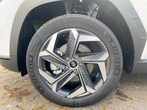 HYUNDAI TUCSON (7/15)