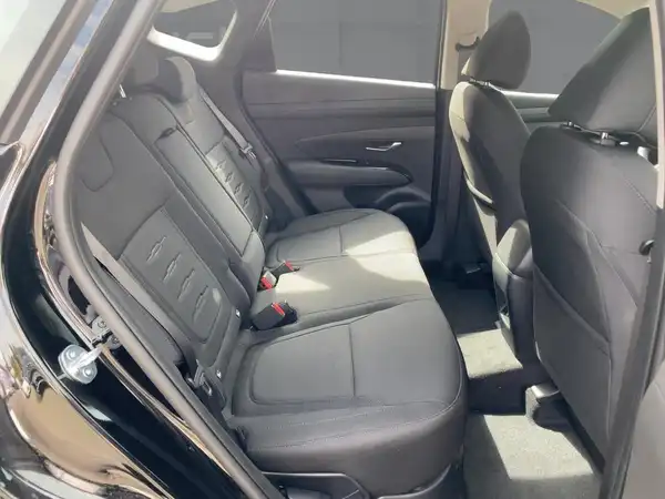 HYUNDAI TUCSON SELECT (12/15)