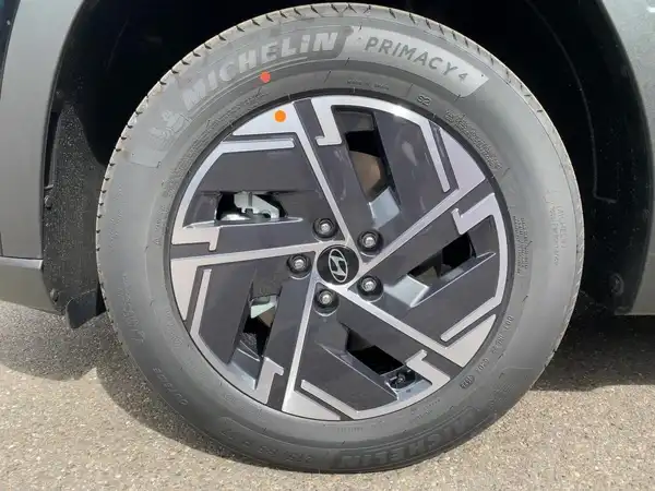 HYUNDAI TUCSON SELECT (7/15)