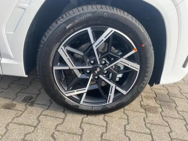 HYUNDAI TUCSON N LINE (7/15)