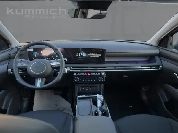 HYUNDAI TUCSON TREND (8/10)