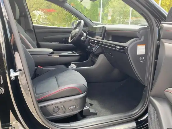 HYUNDAI TUCSON N LINE (11/15)