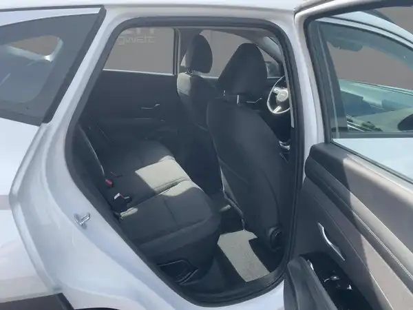 HYUNDAI TUCSON SELECT (12/15)