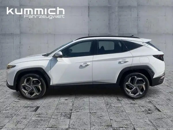 HYUNDAI TUCSON TREND (6/15)