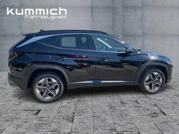 HYUNDAI TUCSON (3/15)