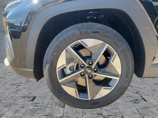 HYUNDAI TUCSON (7/15)