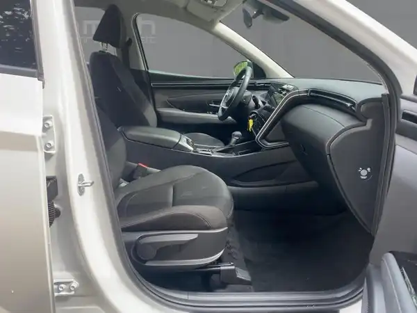HYUNDAI TUCSON SELECT (11/15)
