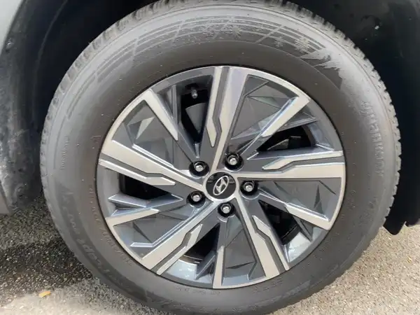 HYUNDAI TUCSON SELECT (7/15)
