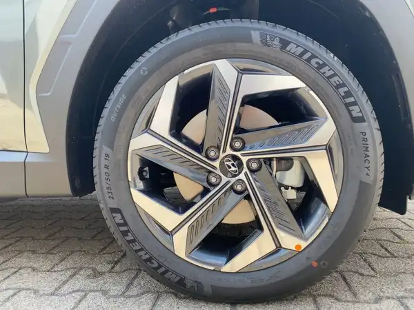 HYUNDAI TUCSON TREND (7/14)