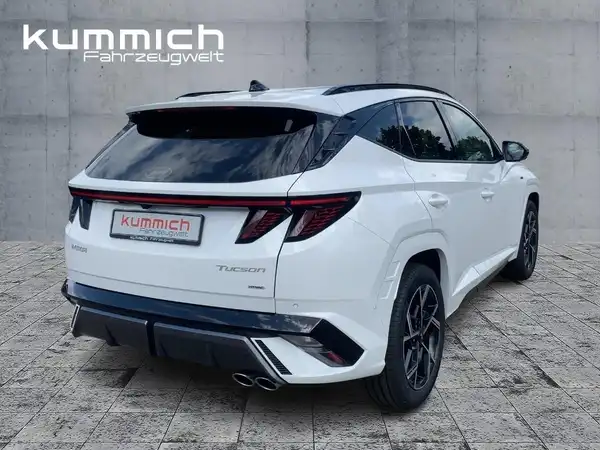 HYUNDAI TUCSON (4/15)