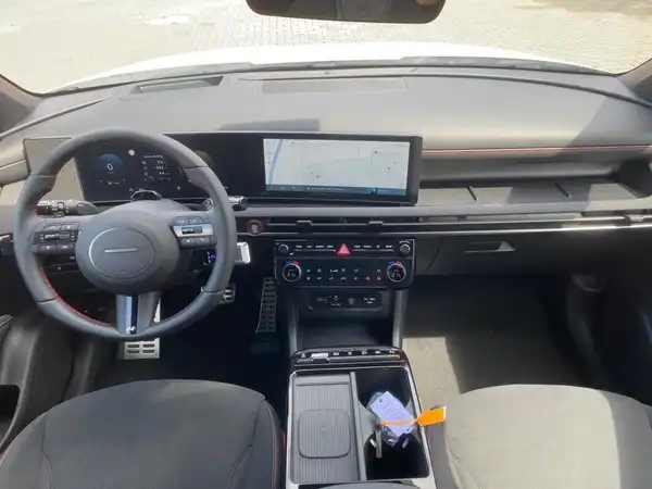 HYUNDAI TUCSON (8/15)