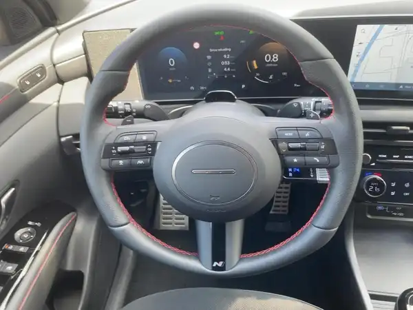HYUNDAI TUCSON (9/15)